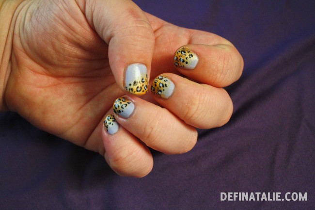 Hey! You can do these nails!