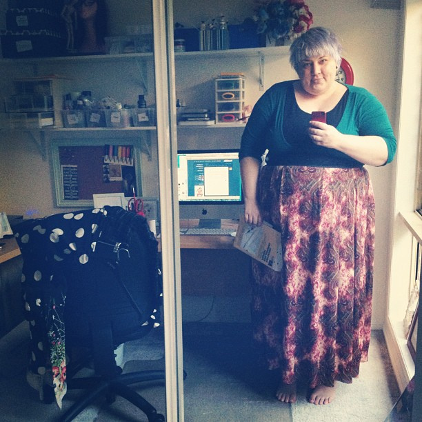 Paisley maxi drawing outfit