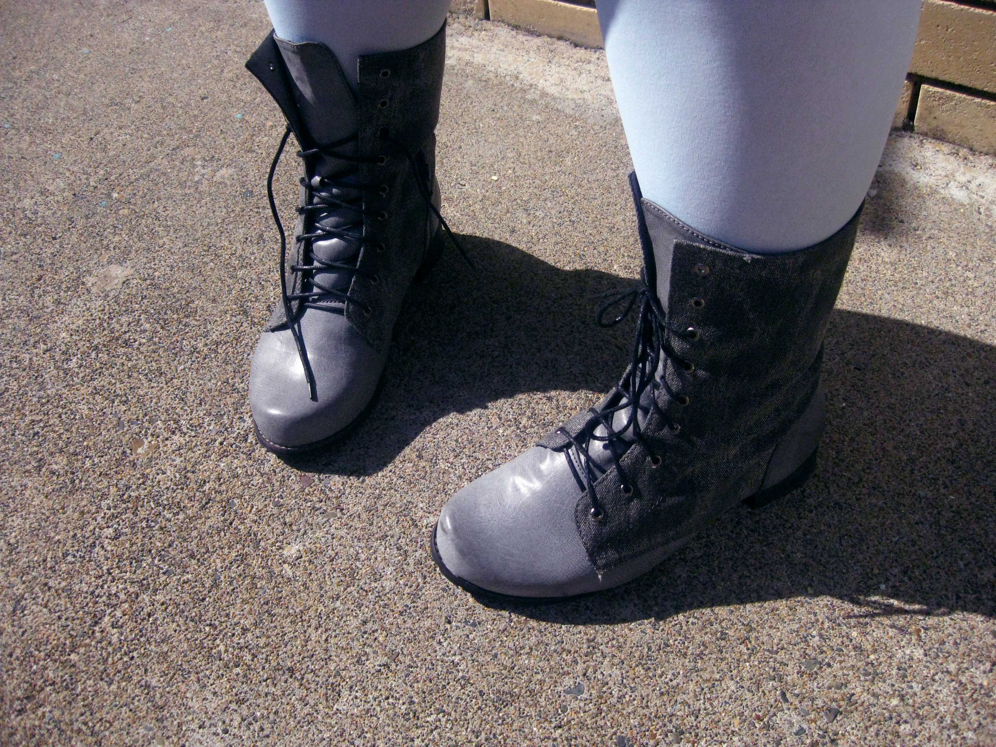 dr martens wide feet