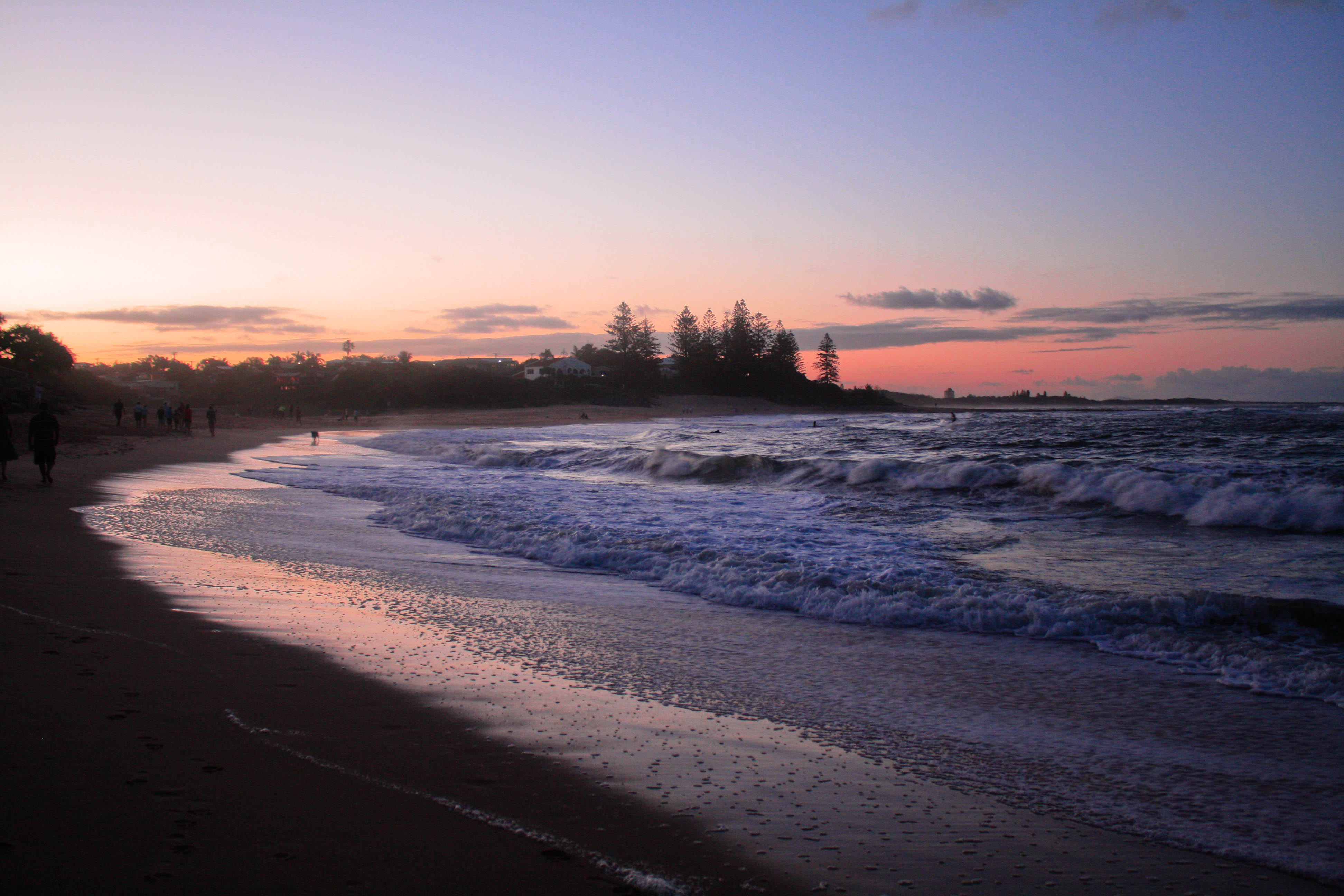 I do like the beach, but I do not like sand.